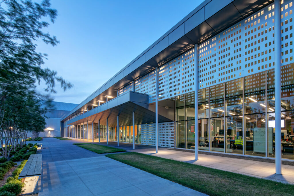 Securing Data Centers: A Guide to Trends and Strategies for the Physical Security of Data Center Facilities